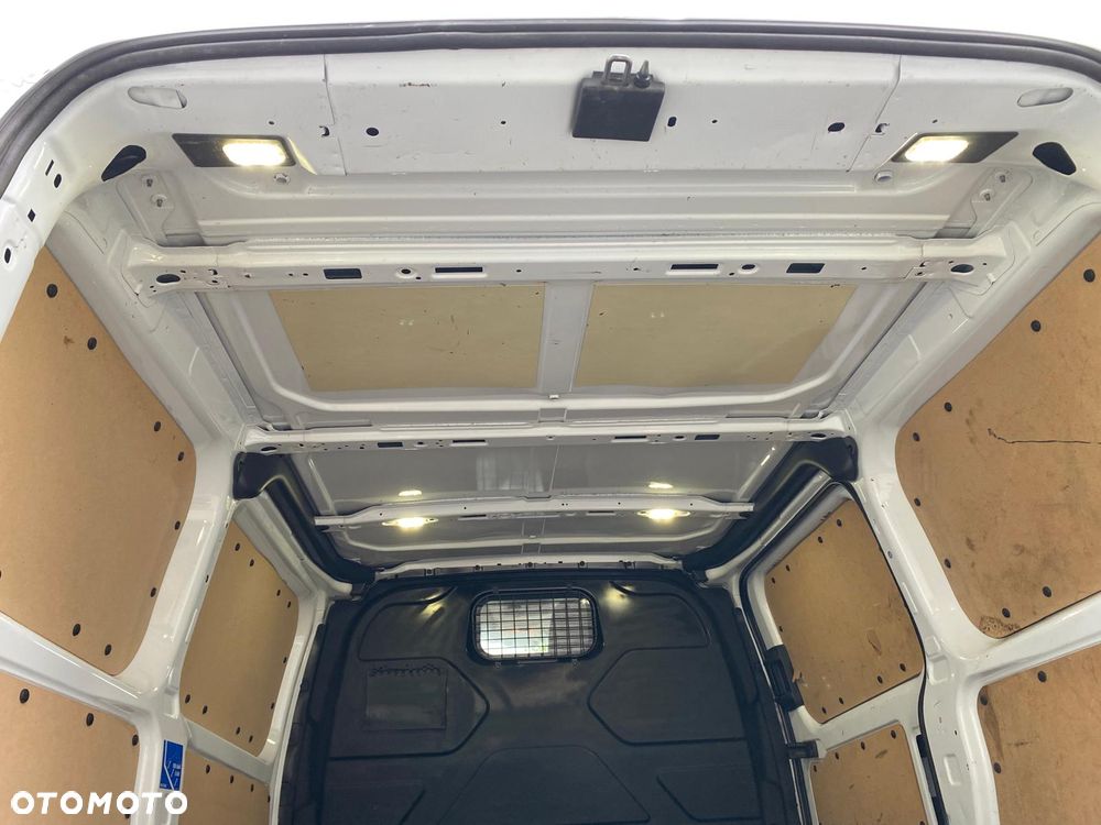 Ford TRANSIT CUSTOM - 28