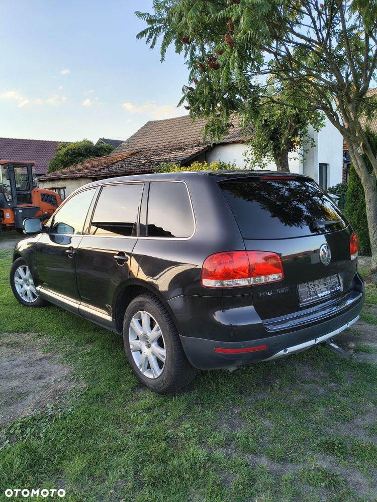 Volkswagen Touareg - 2
