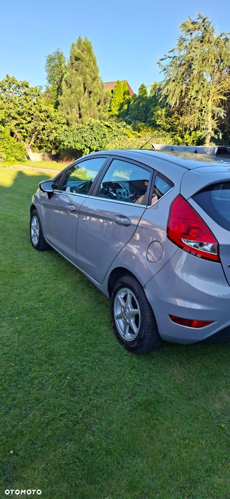 Ford Fiesta - 4