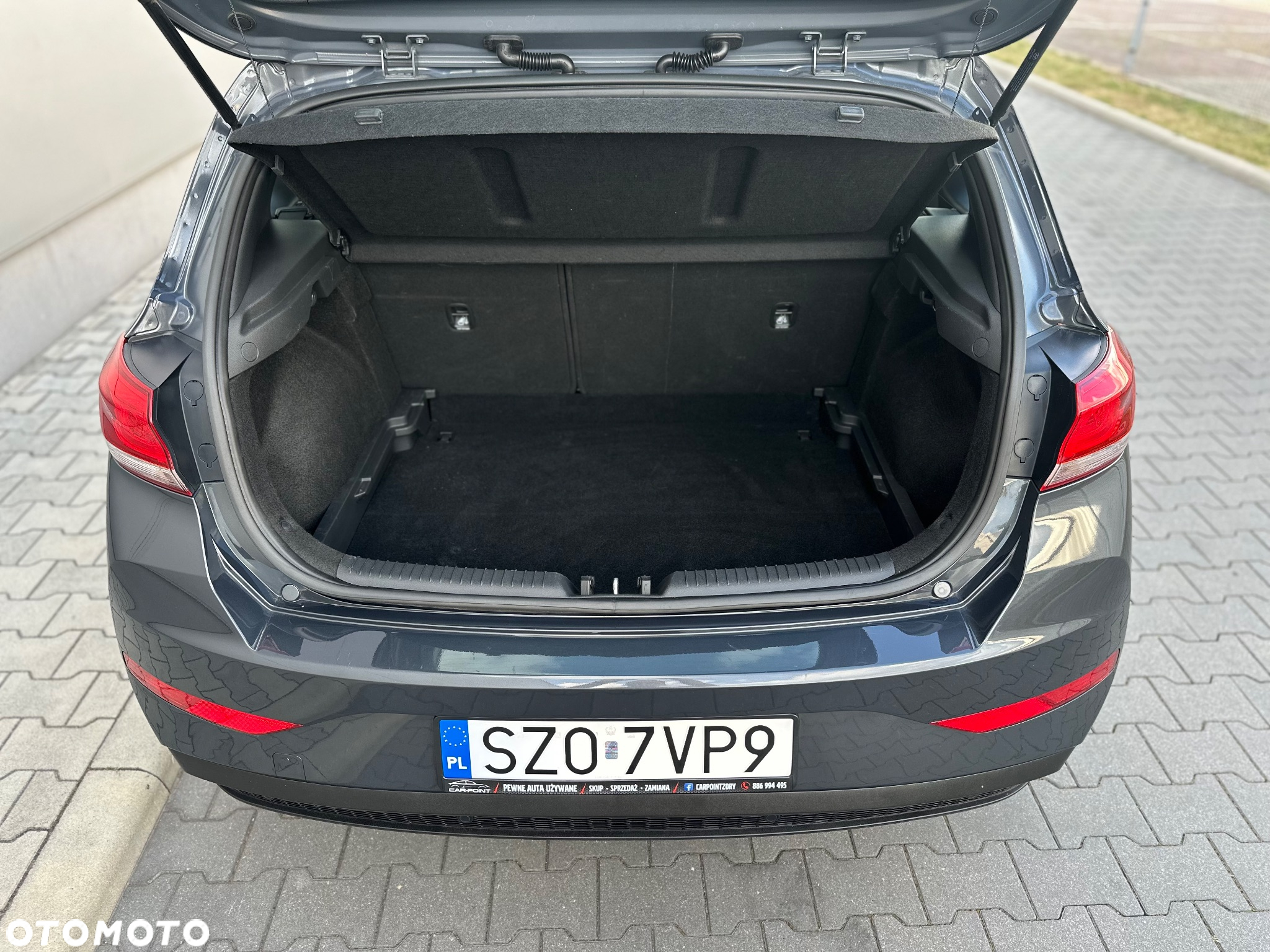 Hyundai i30 1.5 DPI Classic + - 19