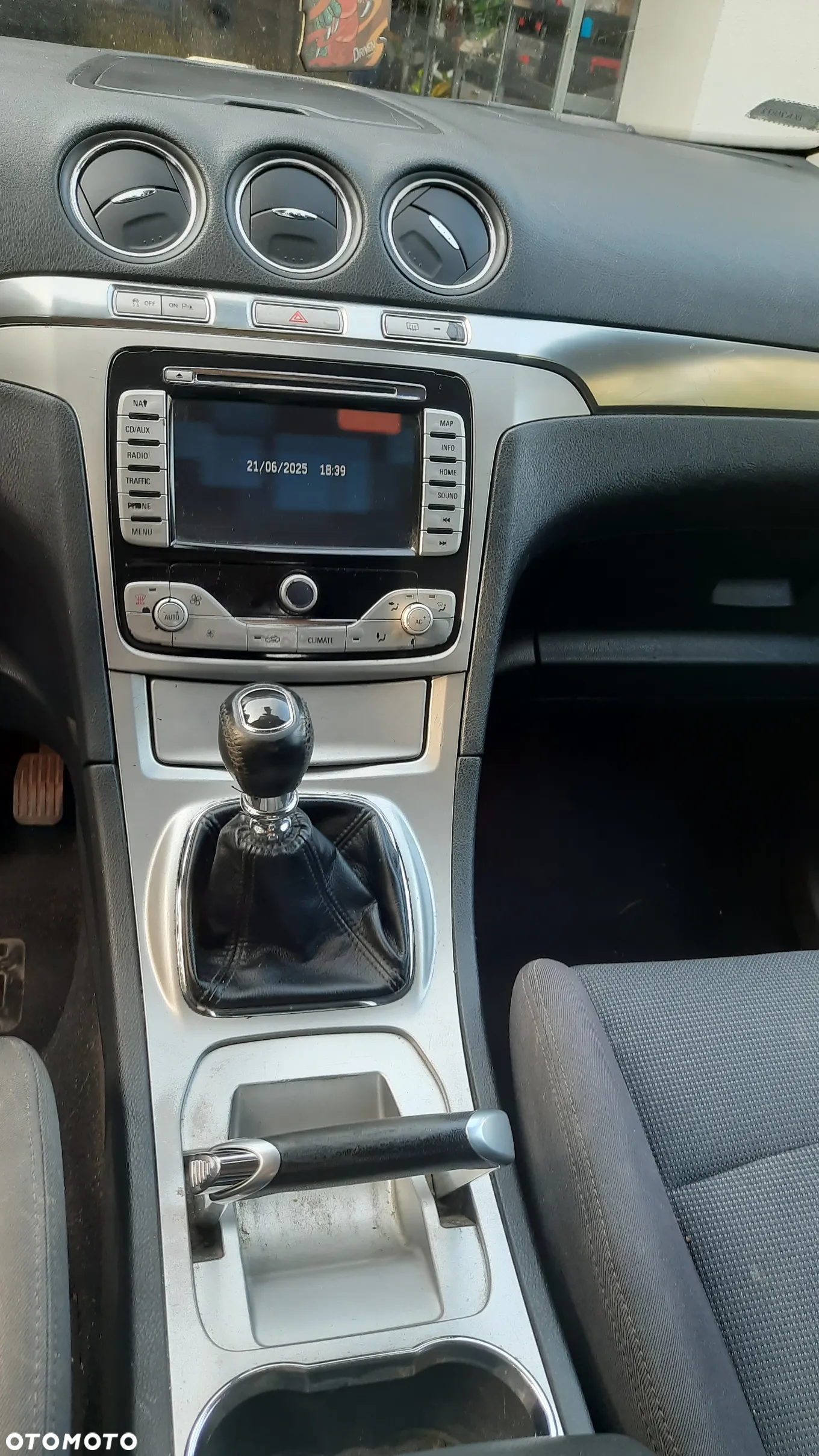 Ford S-Max 2.0 TDCi Titanium - 8