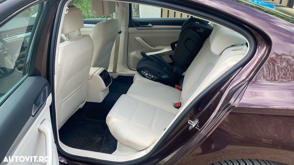 Volkswagen Passat 1.8 TSI (BlueMotion Technology) DSG Highline - 3