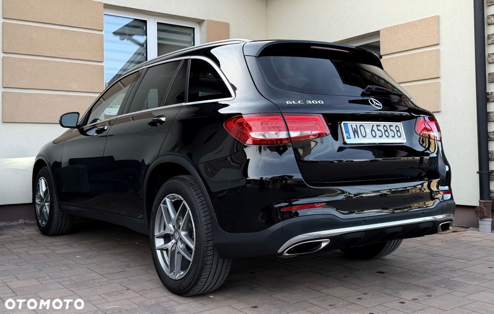 Mercedes-Benz GLC - 23