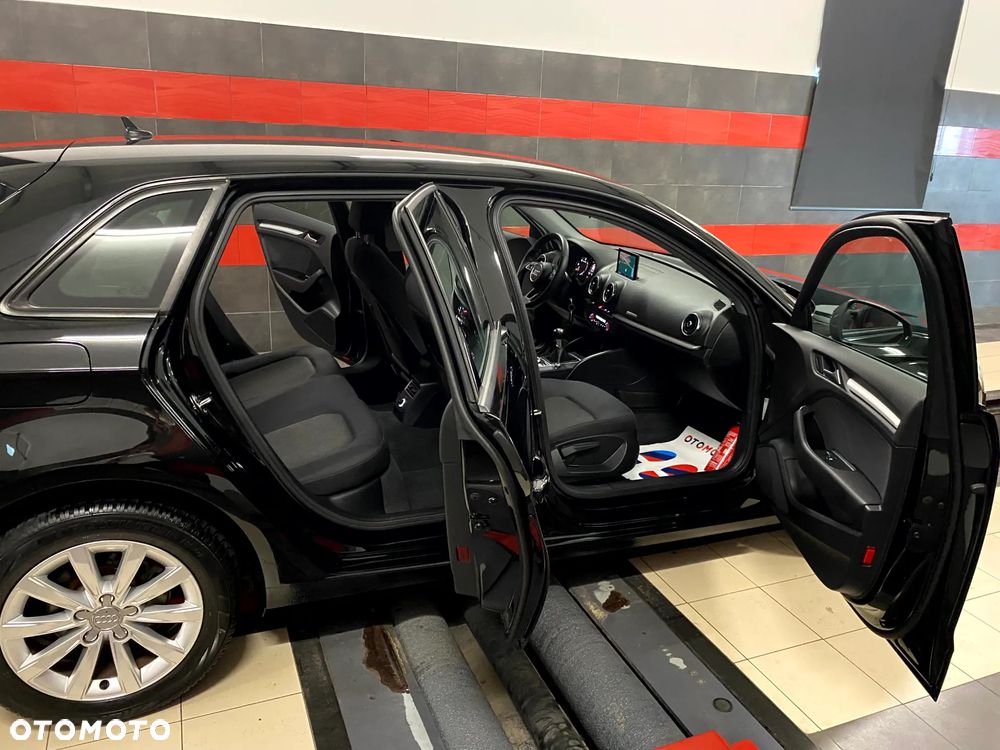 Audi A3 Sportback 1.6 TDI Sport - 19