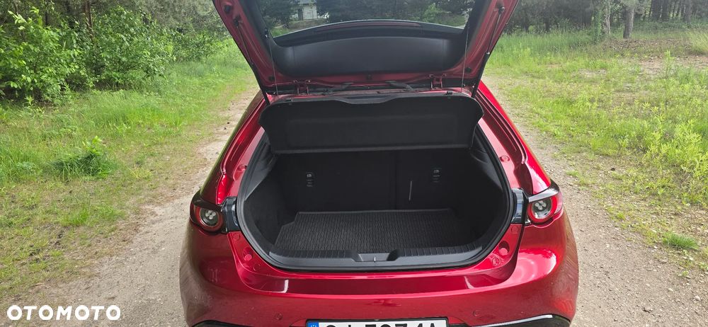Mazda 3 2.0 mHEV Hikari - 14