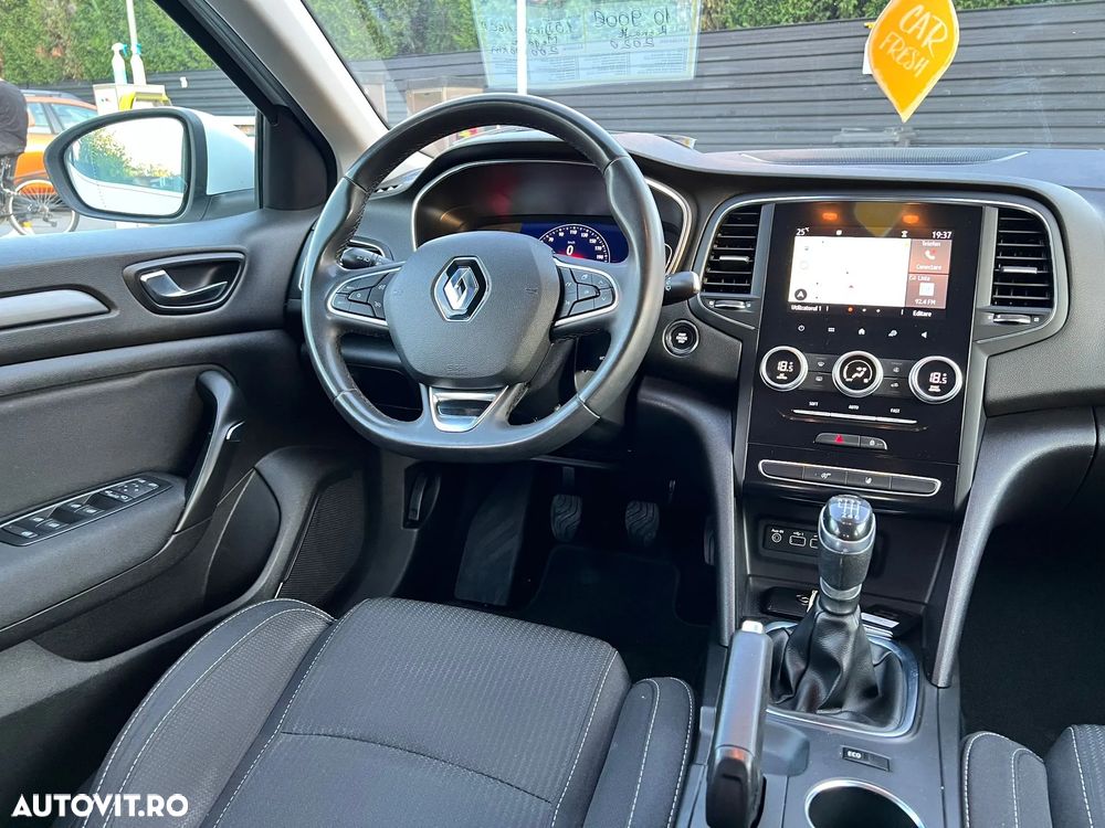 Renault Megane Blue dCi 116 Intens - 16