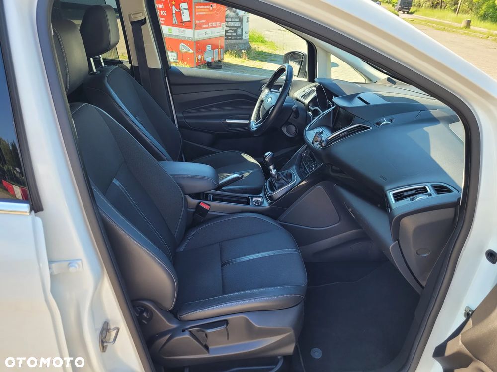 Ford C-MAX 2.0 TDCi Start-Stop-System Titanium - 29