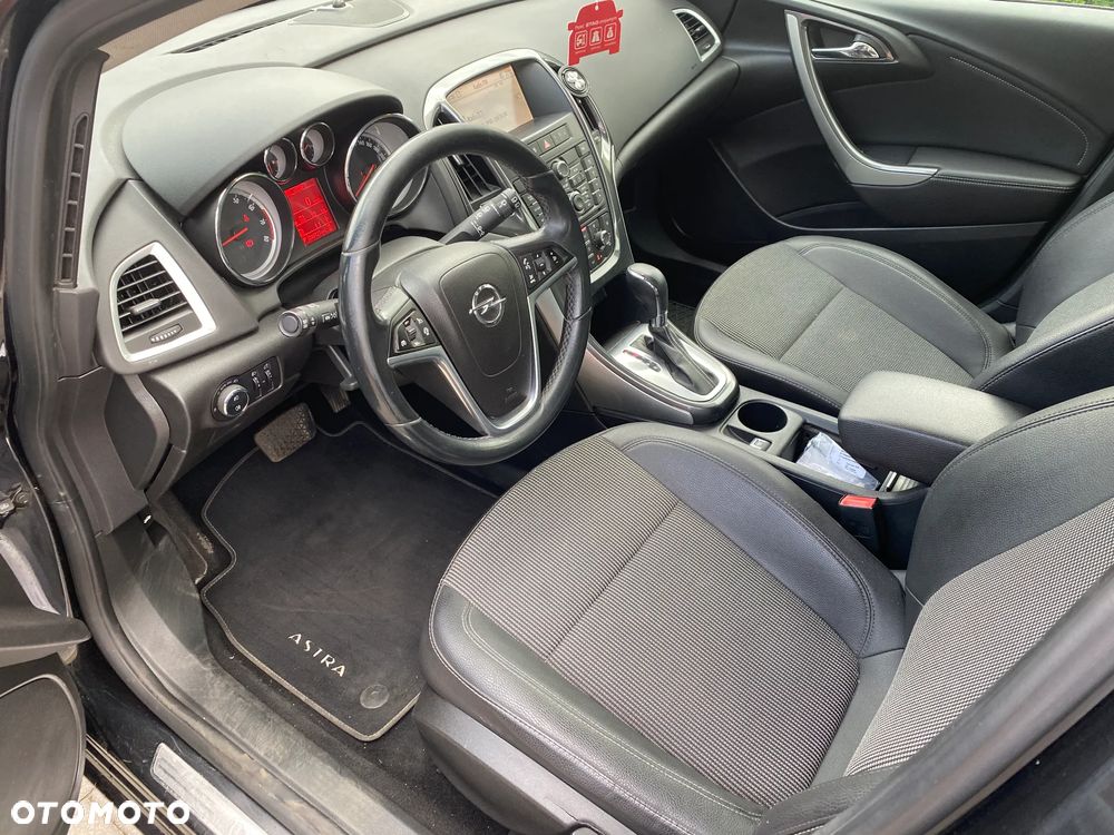 Opel Astra IV 1.4 T Cosmo - 6