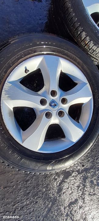 Renault Koleos Pirelli 2018r. Felga, Opony, Koła Opona 5x114,3 215/60 17 - 2