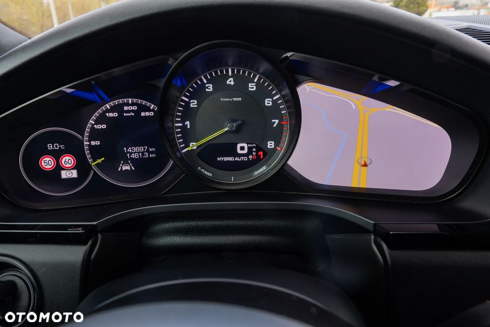 Porsche Cayenne E-Hybrid Tiptronic S Platinum Edition - 25