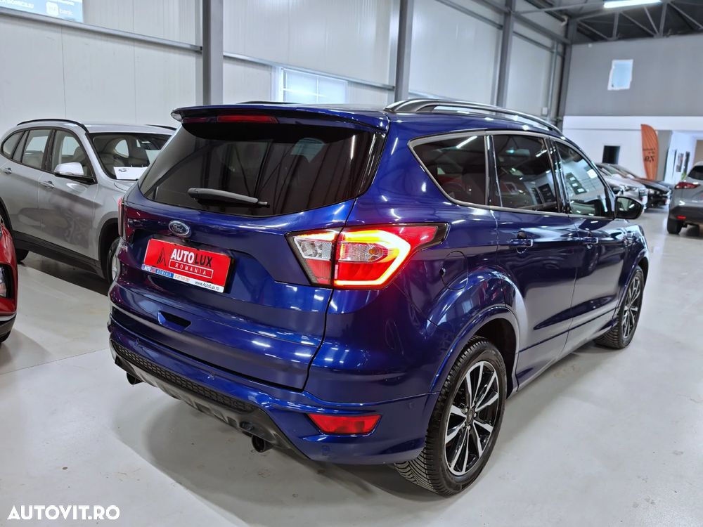 Ford Kuga 1.5 TDCi 2x4 Aut. ST-Line - 4
