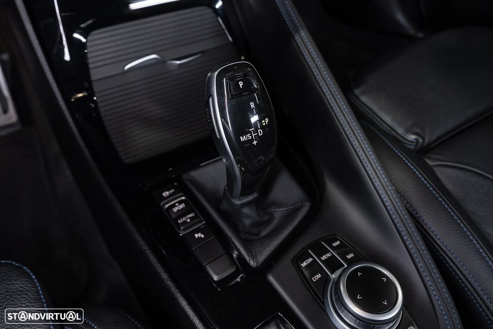 BMW X2 sDrive18i Aut. M Sport - 18