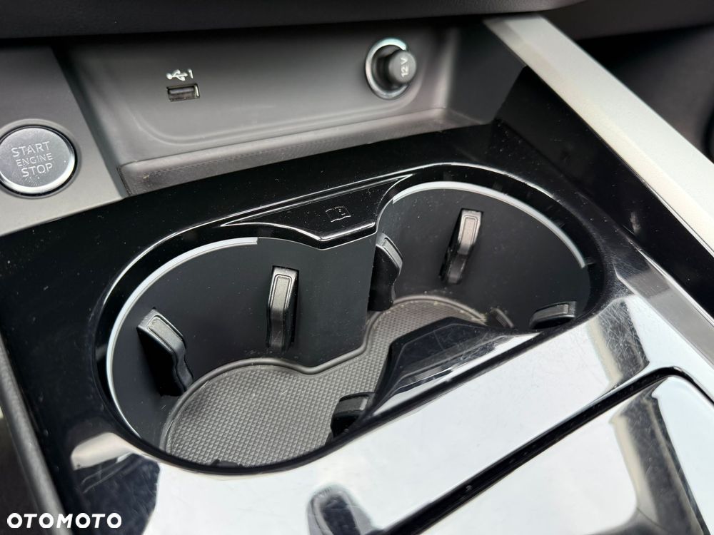 Audi A4 Avant 35 TFSI mHEV S tronic - 33