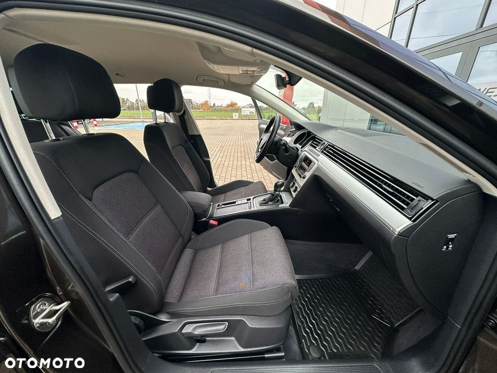 Volkswagen Passat Variant 2.0 TDI DSG (BlueMotion Technology) Comfortline - 15