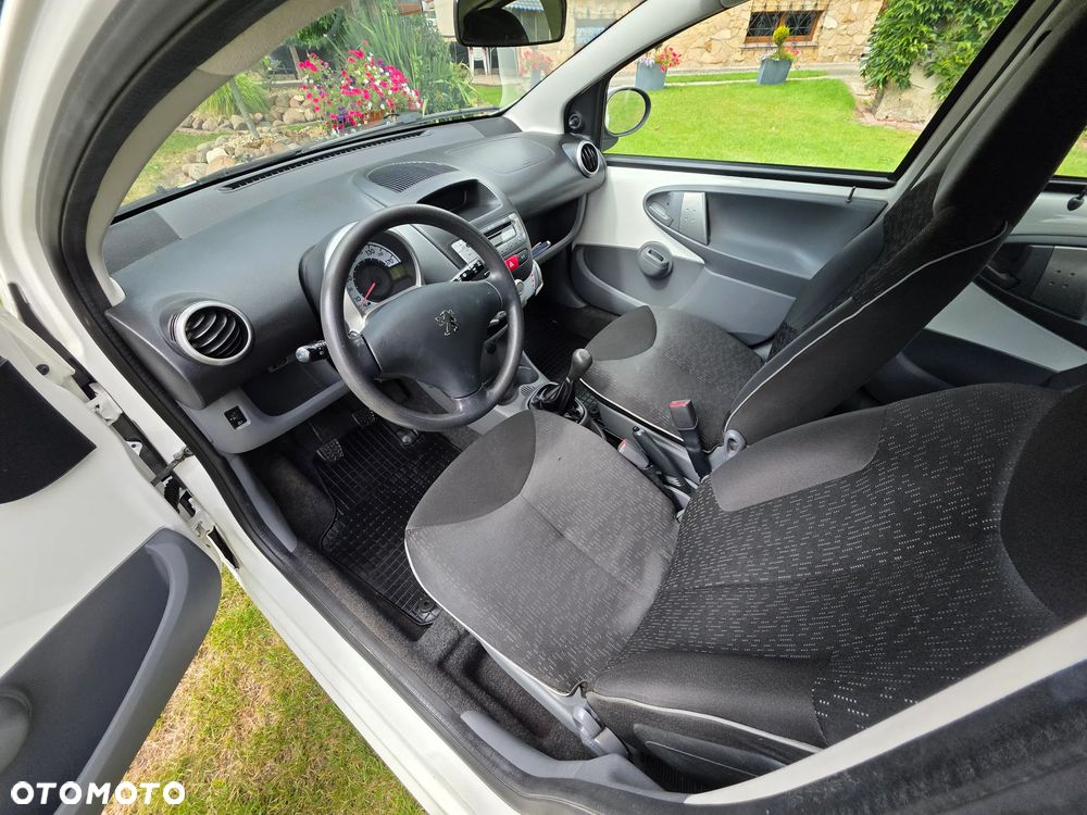 Peugeot 107 1.0 Trendy - 15
