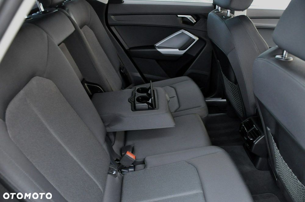 Audi Q3 Sportback - 30