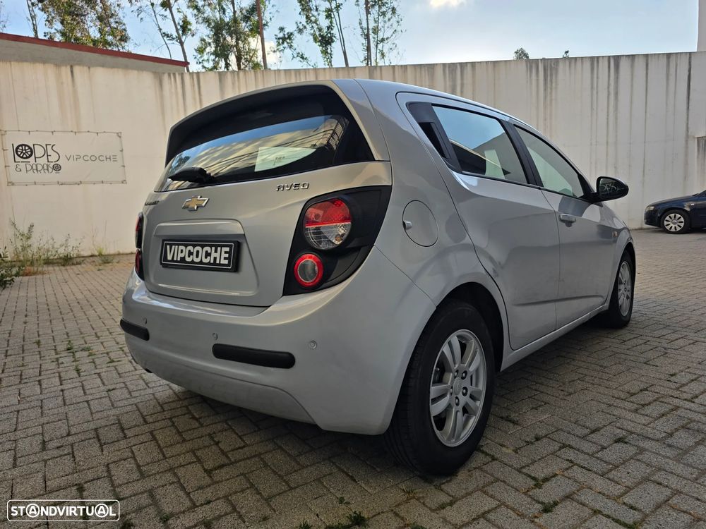 Chevrolet Aveo 1.3 VCDi LTZ - 34