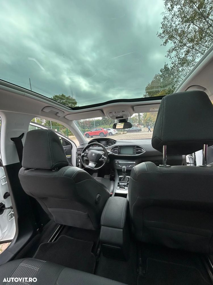 Peugeot 308 - 9