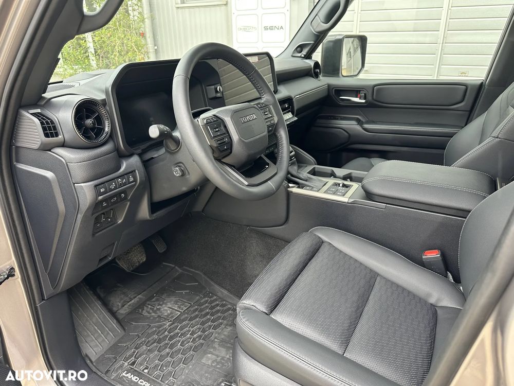 Toyota Land Cruiser 250 - 14