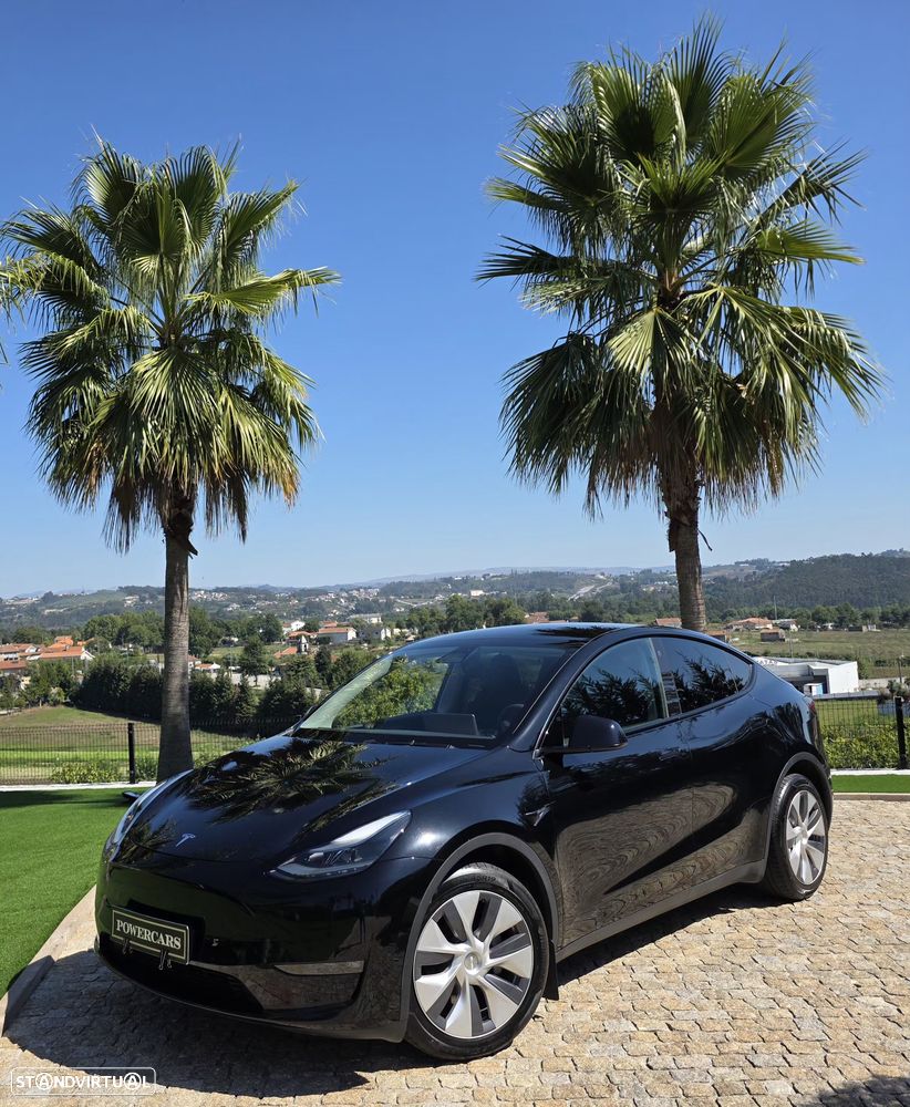 Tesla Model Y Long Range Dual Motor AWD - 1