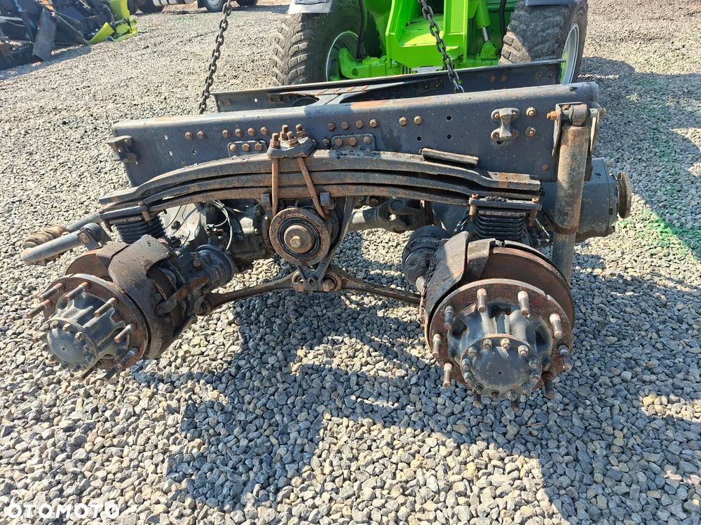 Mosty VOLVO FH FM 6x6 8x4 na tarczach na resorze - 5