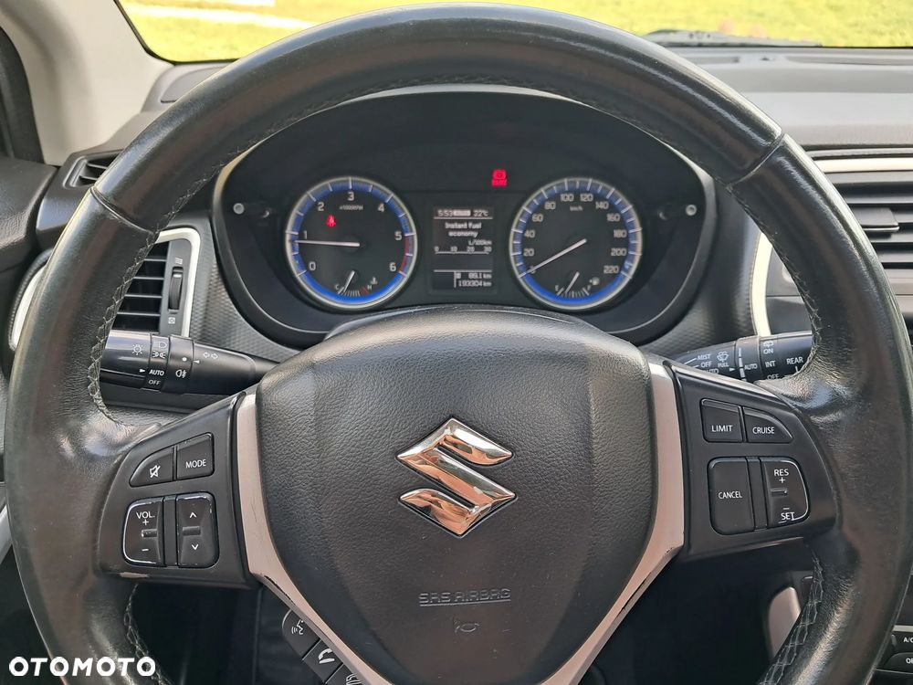 Suzuki S-Cross - 23
