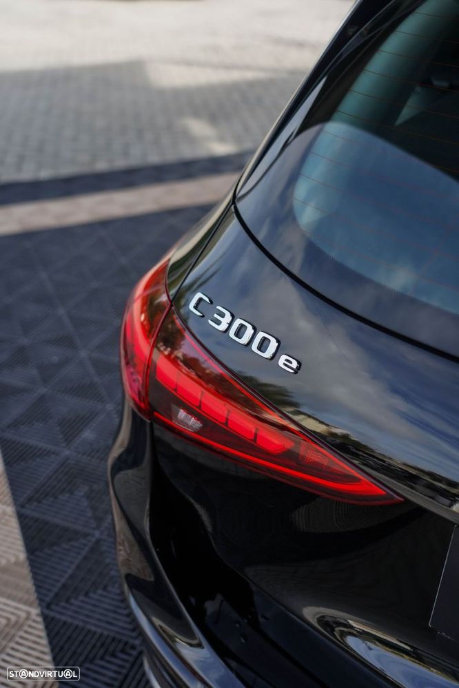 Mercedes-Benz C 300 - 10