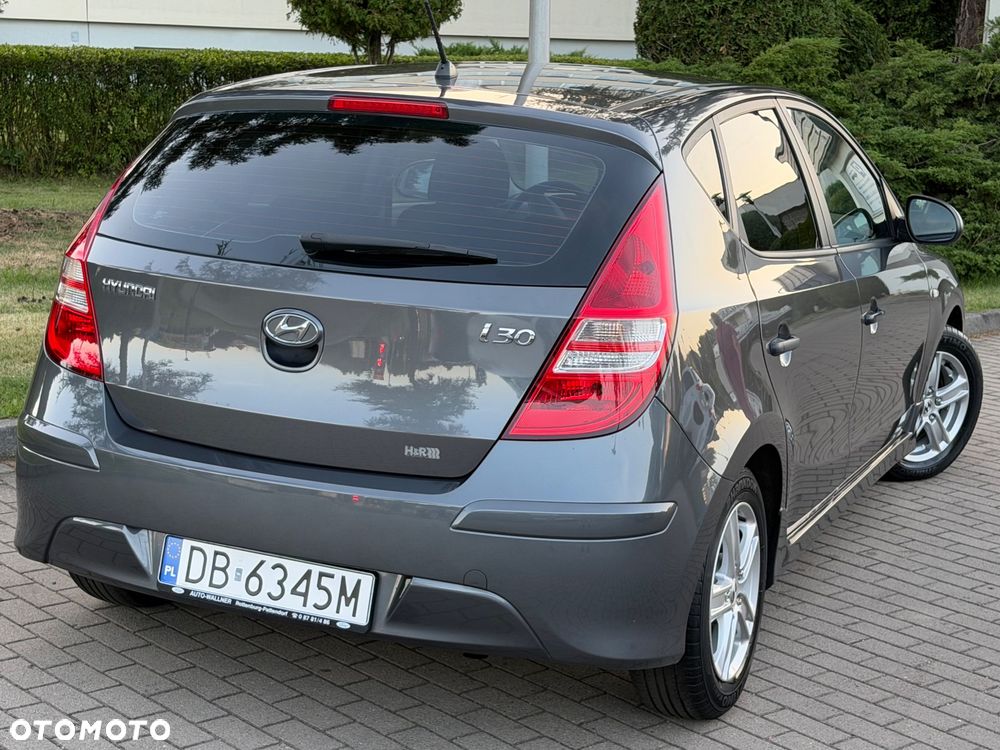 Hyundai i30 1.4 FIFA WM Edition - 29