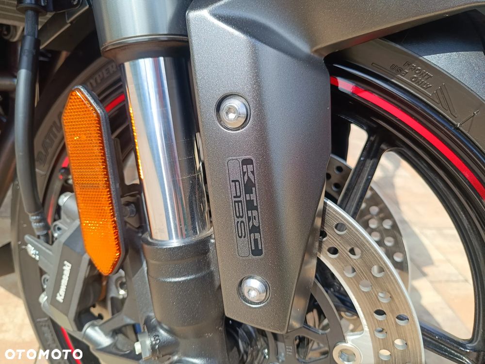 Kawasaki Ninja 1000 SX - 16