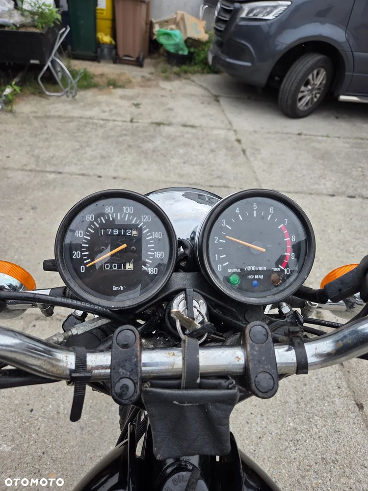 Yamaha SR - 8