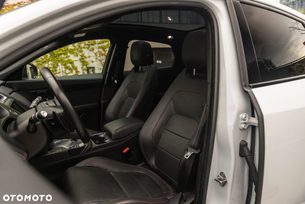 Jaguar E-Pace P250 AWD First Edition - 20