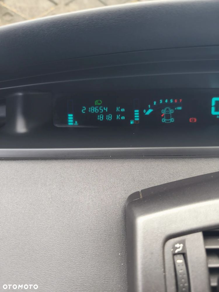 Renault Scenic 1.6 Confort Authentique - 4