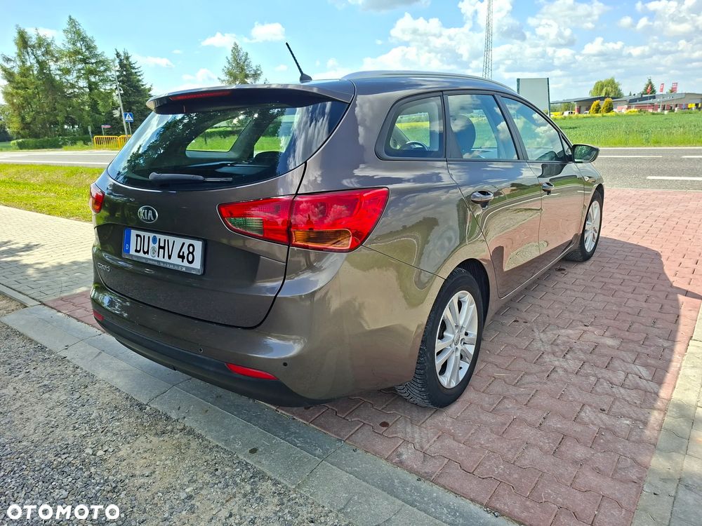 Kia Ceed - 3