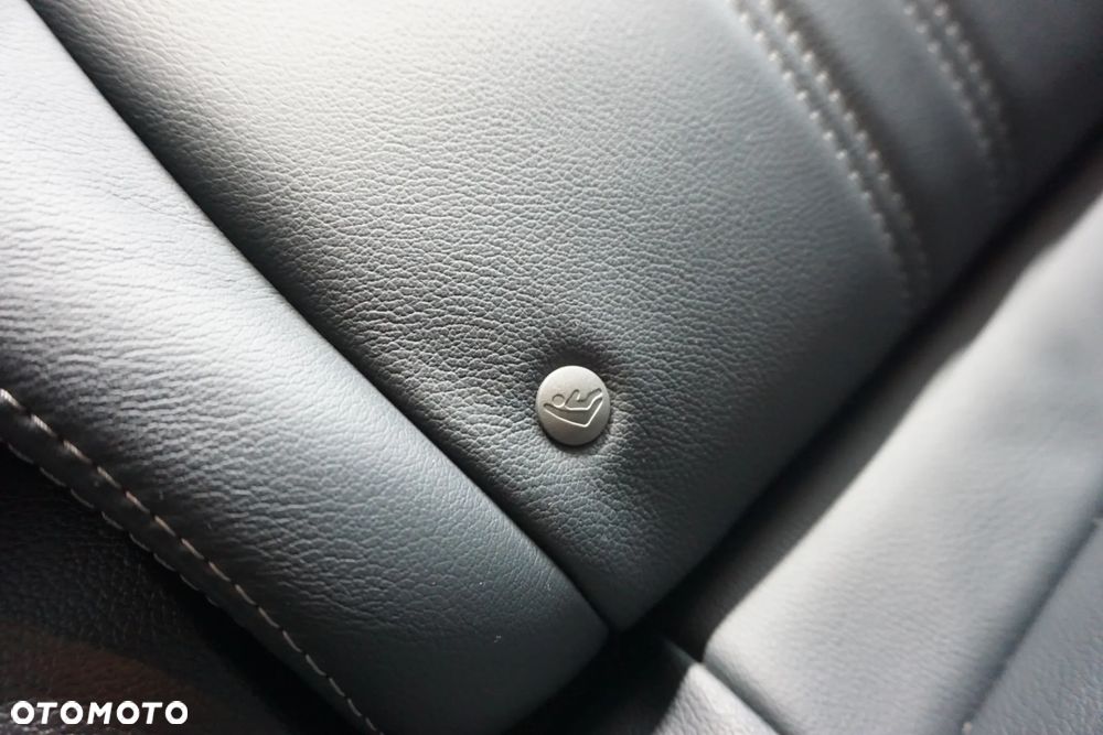 Kia Sportage 2.0 CRDI 4WD Automatik Spirit - 28