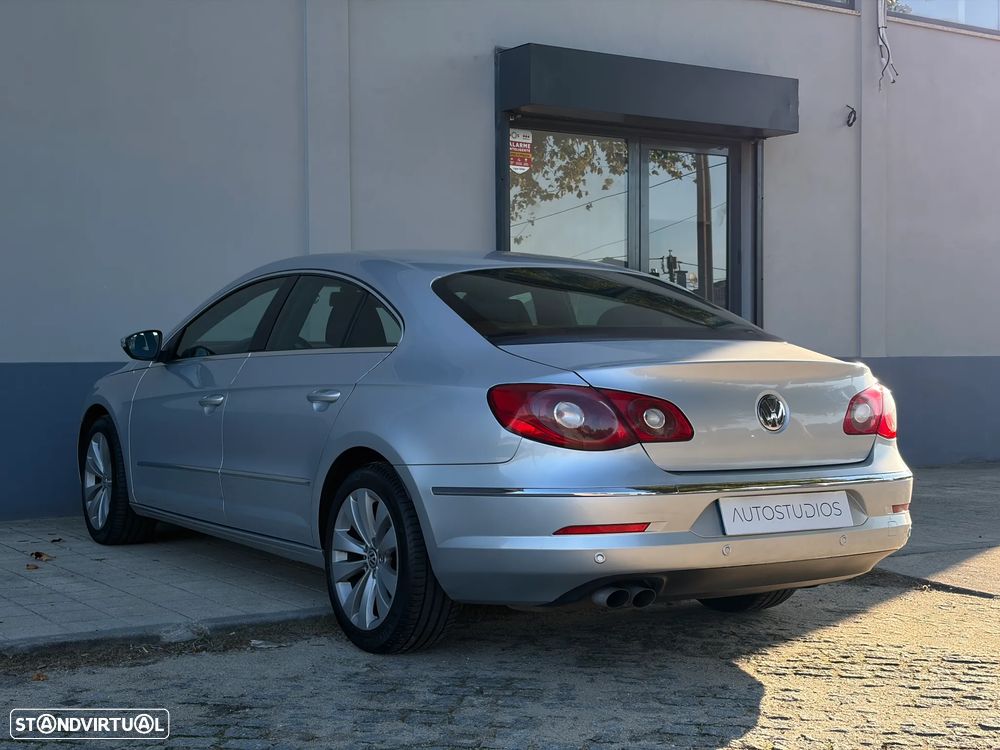 VW Passat CC 2.0 TDi BlueMotion - 31