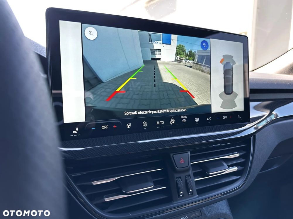 Ford Focus 1.0 EcoBoost mHEV ST-Line X - 8