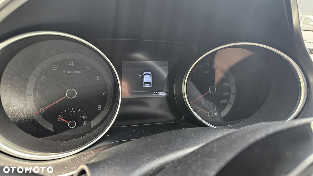 Kia XCeed - 8
