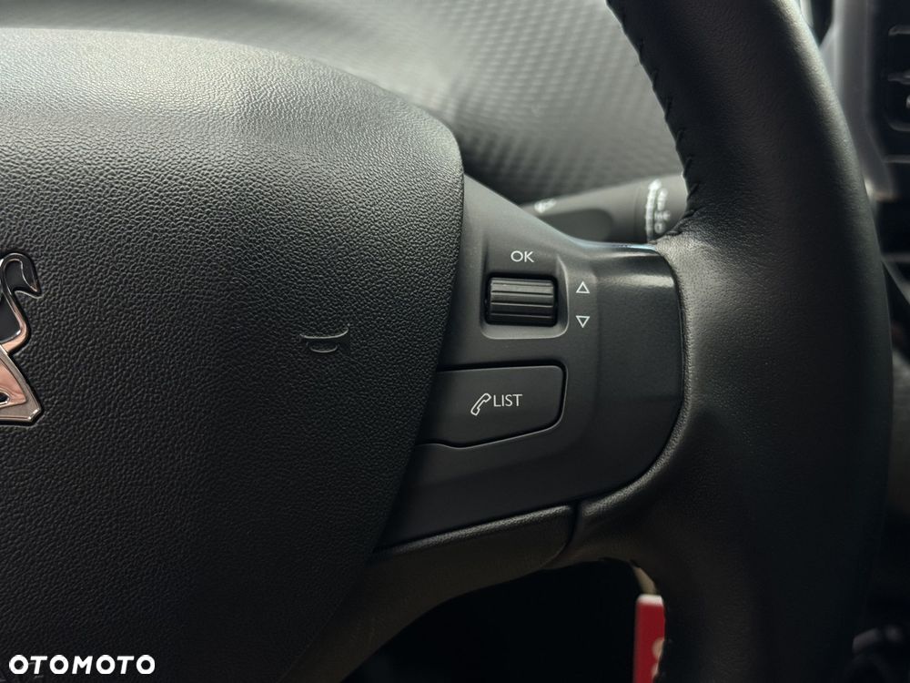Peugeot 2008 1.5 BlueHDi Active - 25