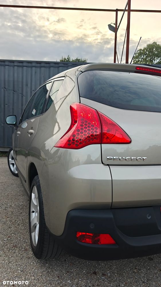 Peugeot 3008 1.6 Active - 19