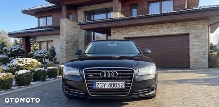 Audi A8 - 2