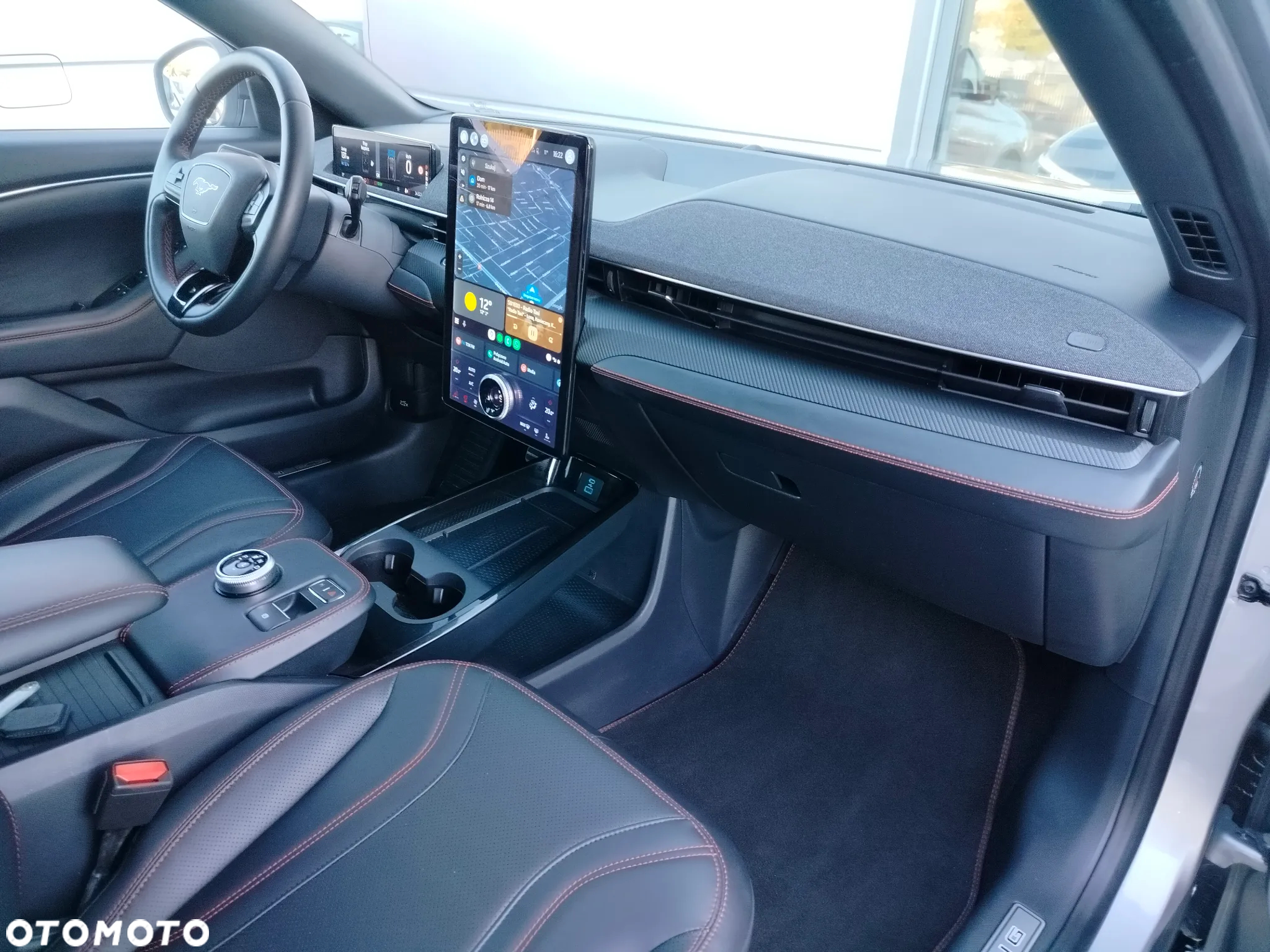 Ford Mustang Mach-E 75kWh AWD Premium - 28