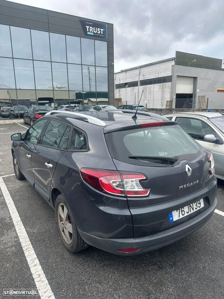 Renault Mégane Sport Tourer 1.5 dCi Dynamique S - 2