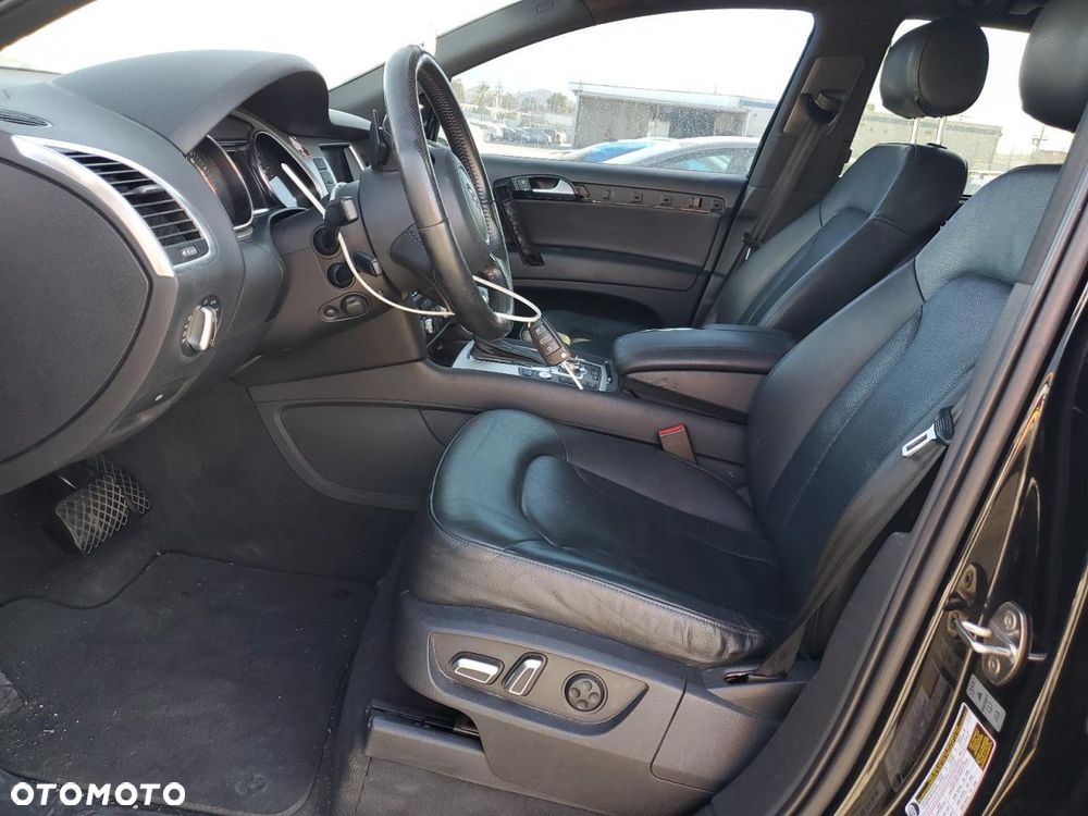 Audi Q7 - 6