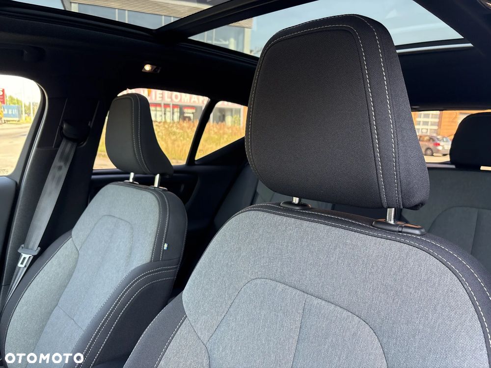 Volvo XC 40 T5 Plug-In Hybrid Plus Dark - 13