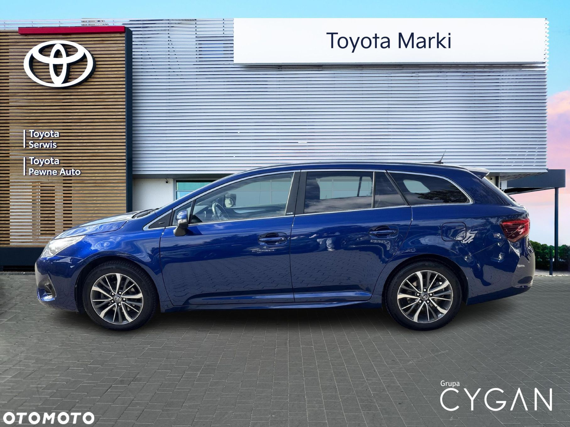 Toyota Avensis - 2