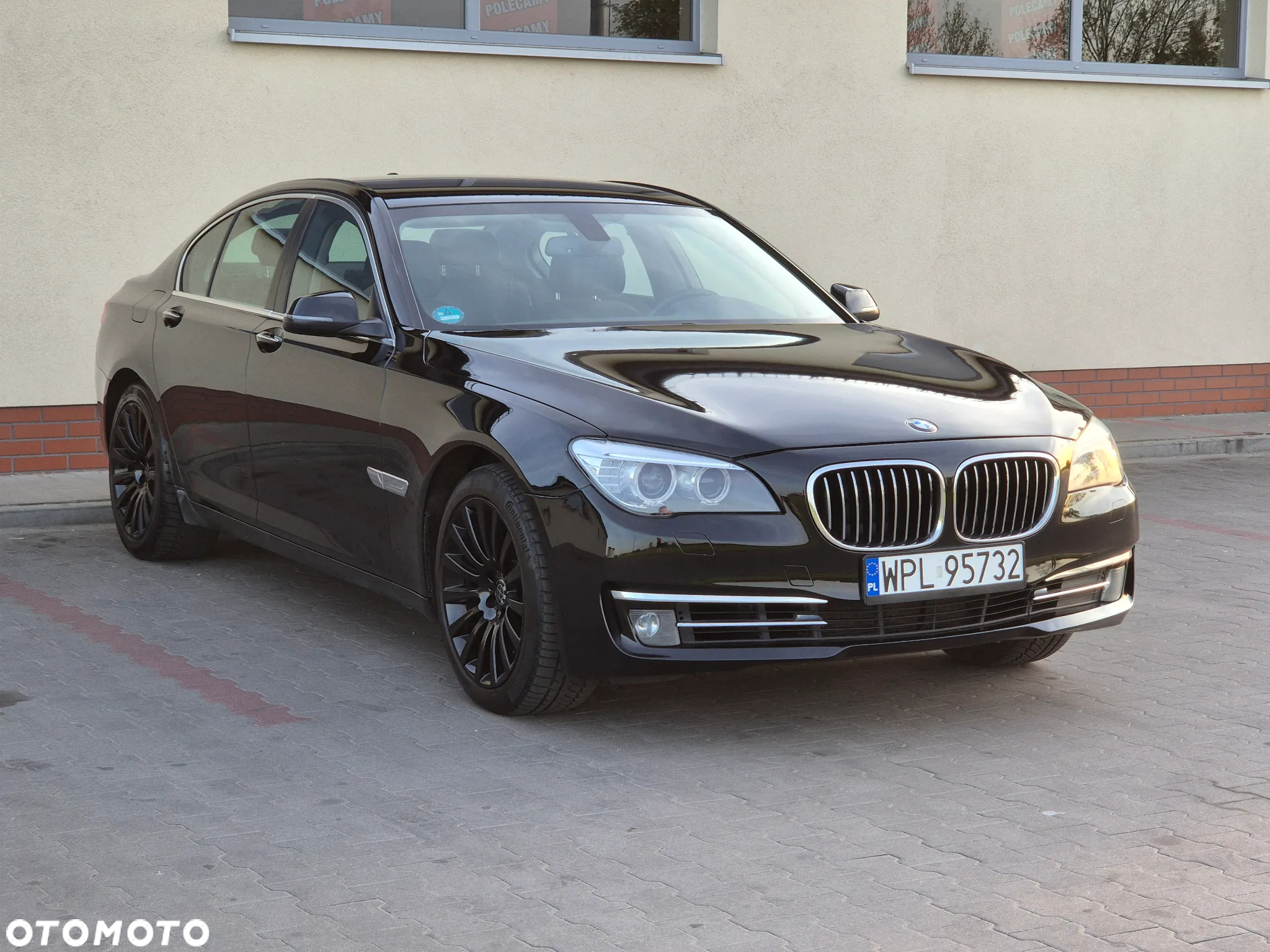 BMW Seria 7 740i - 3