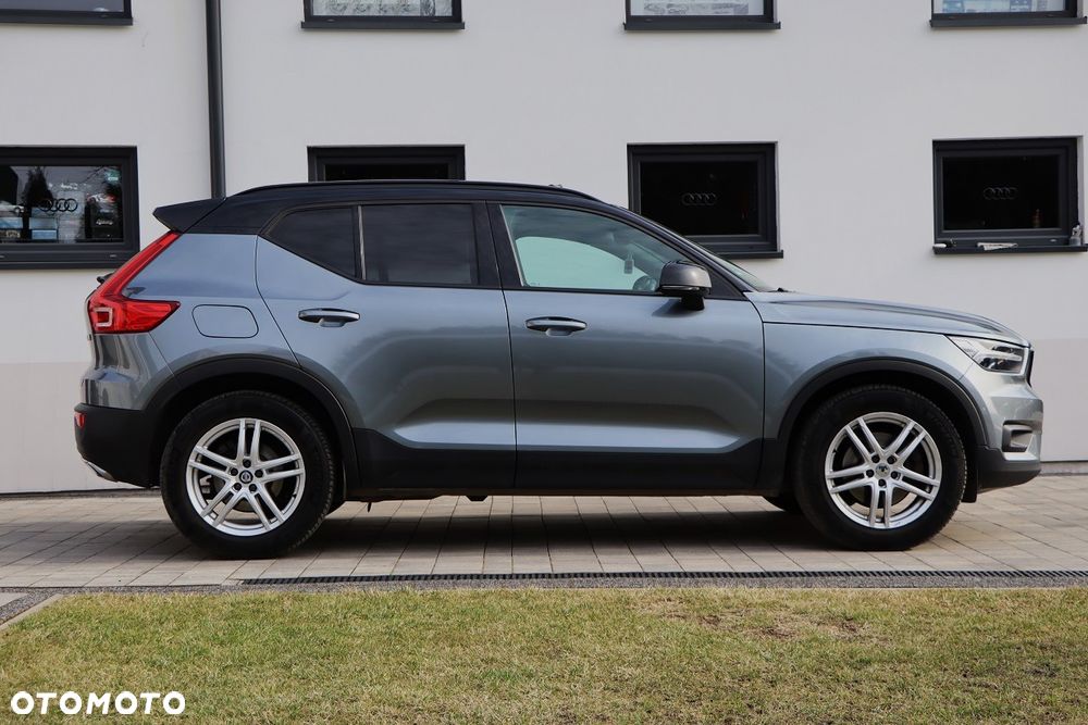 Volvo XC 40 D4 AWD R-Design - 7