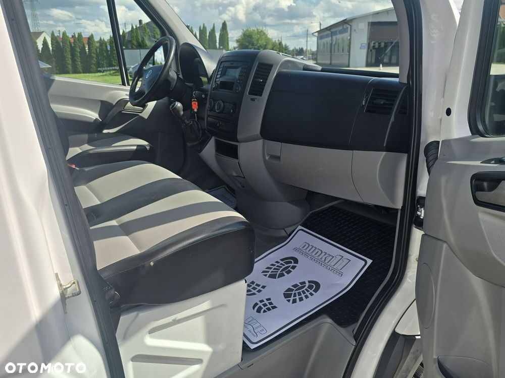 Volkswagen Crafter - 26