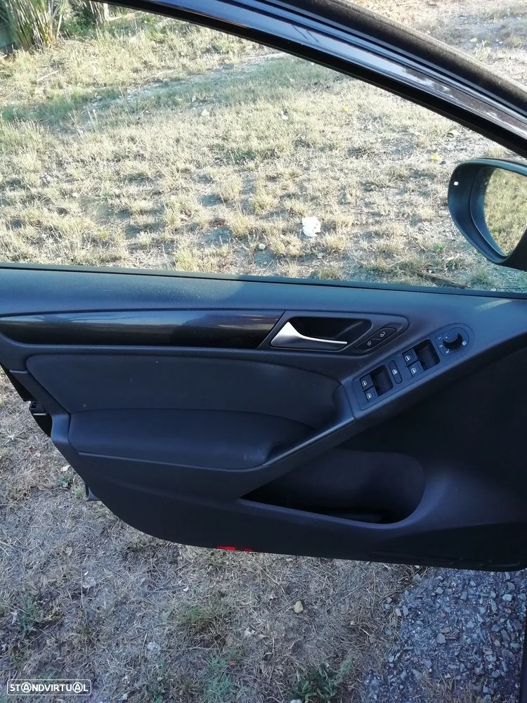 VW Golf 1.6 TDi Confortline - 9