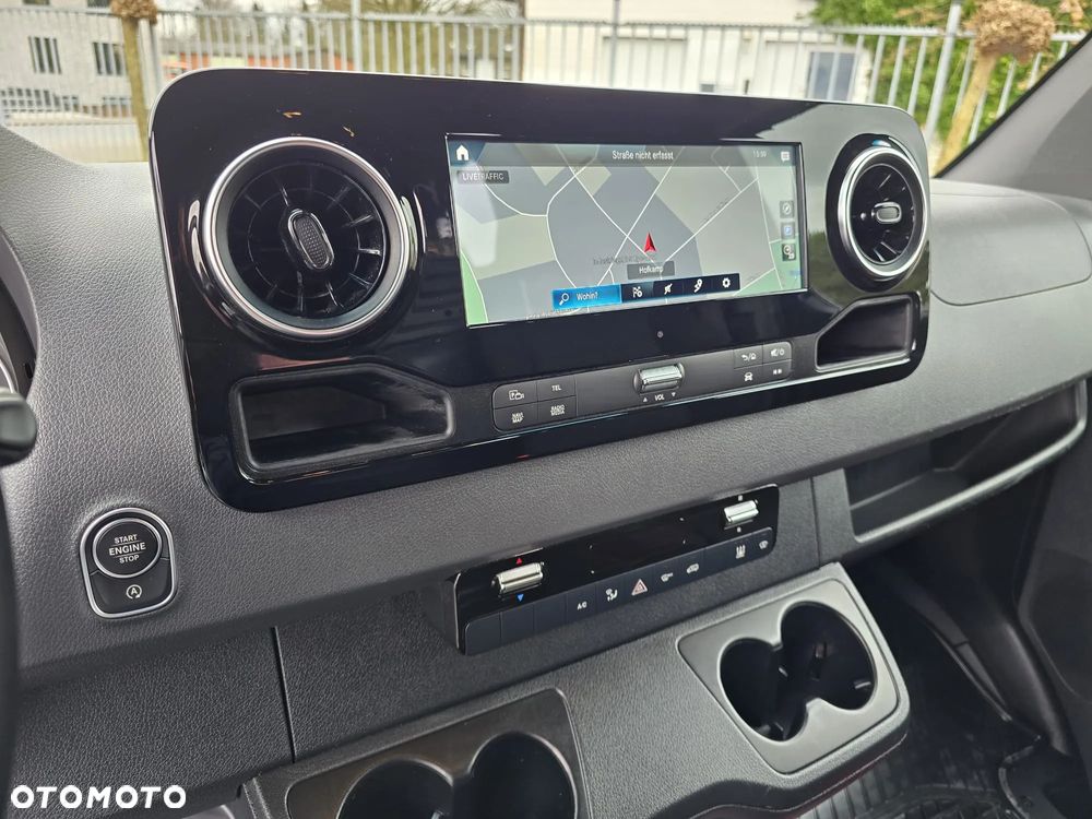 Mercedes-Benz Sprinter - 8